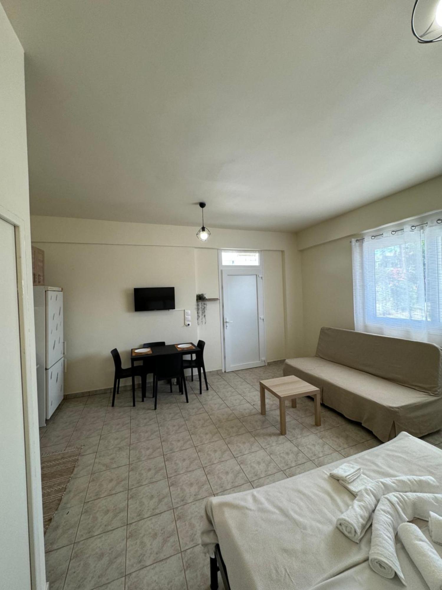 Airpoint Apartments 아르테미다 외부 사진