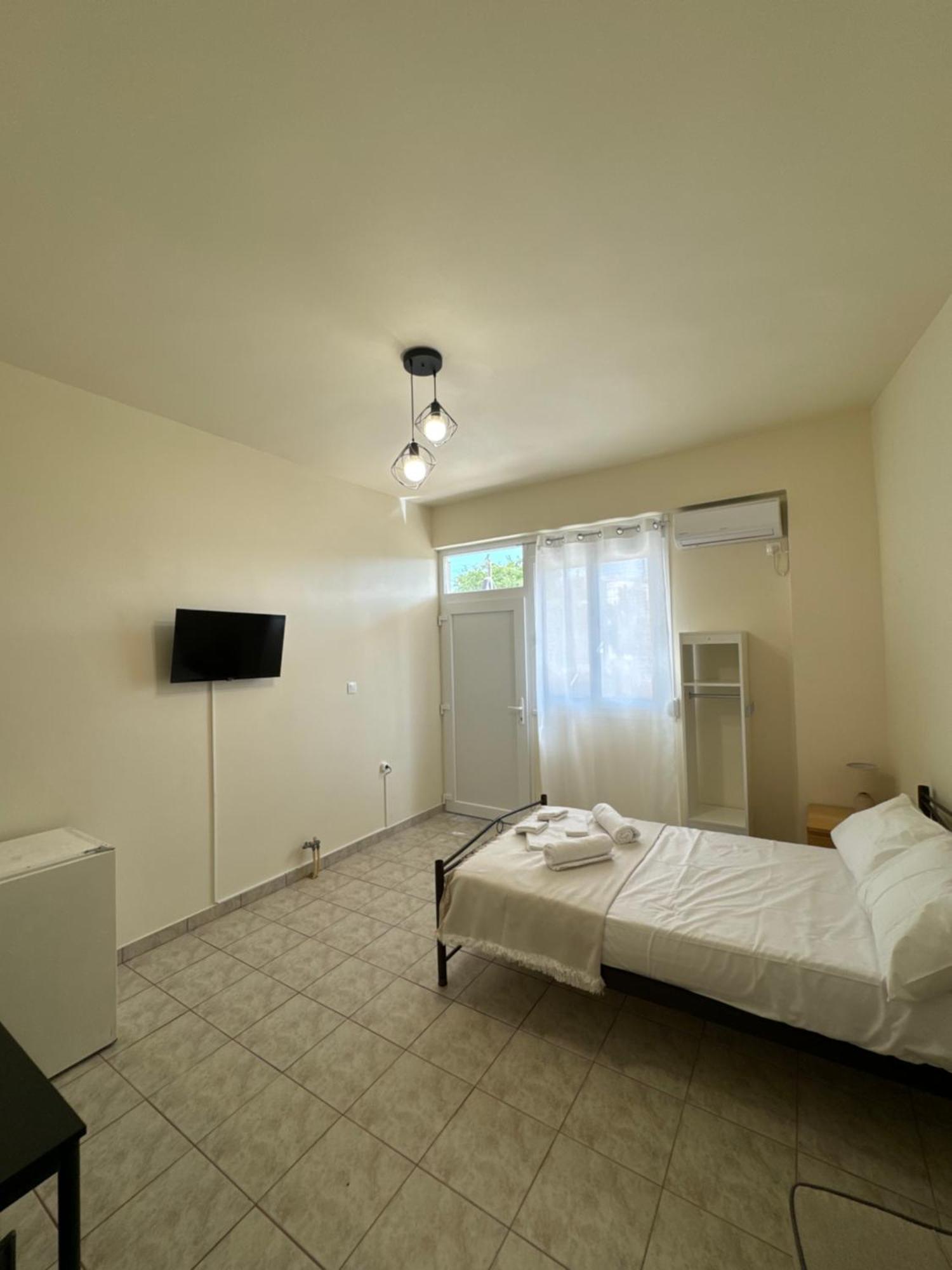Airpoint Apartments 아르테미다 외부 사진