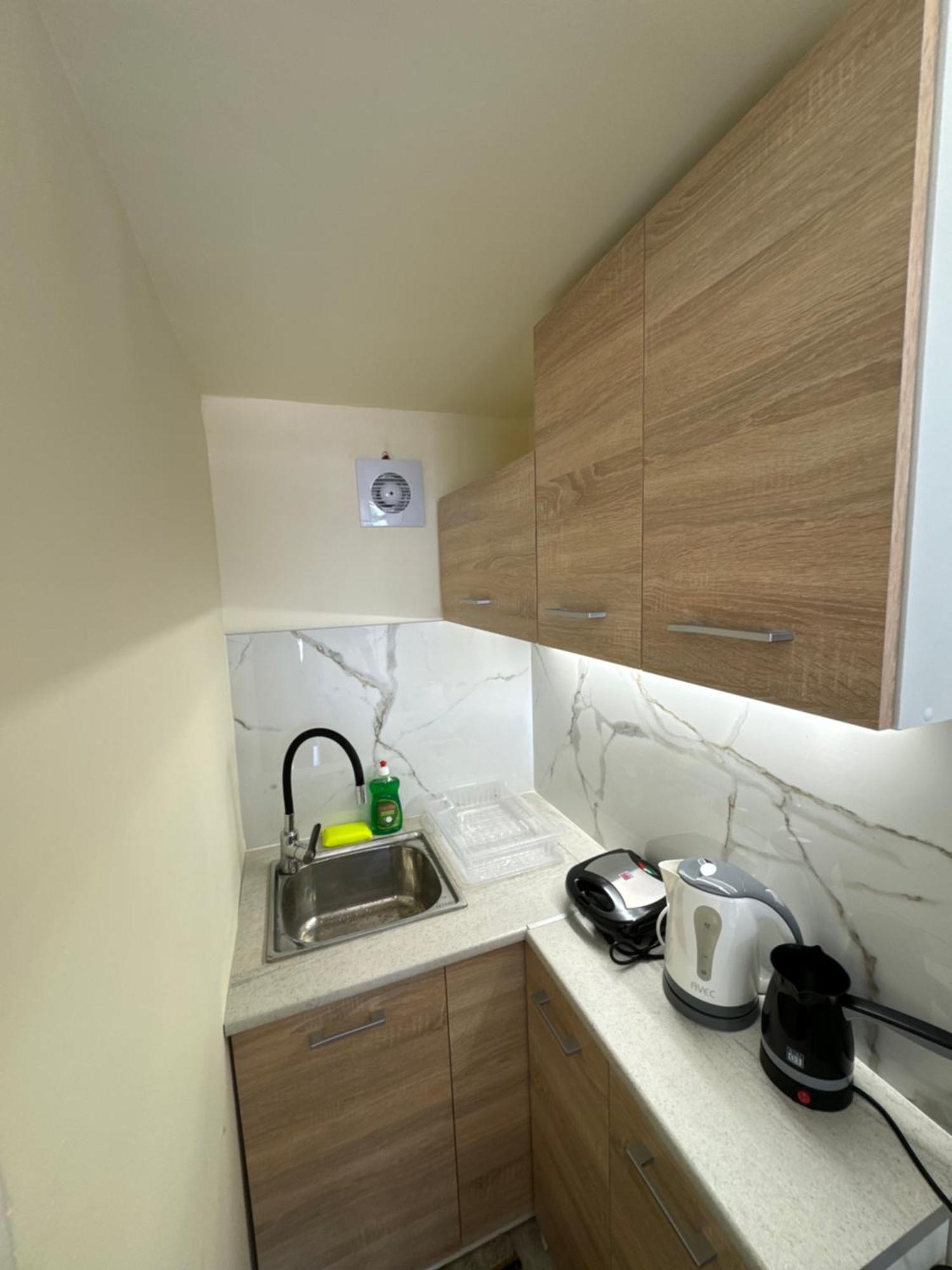 Airpoint Apartments 아르테미다 외부 사진